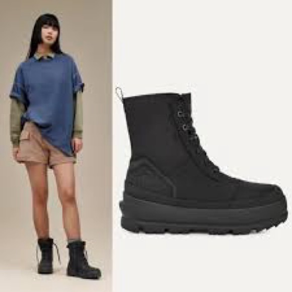 UGG Women's Black Combat Boots ****Brand New**** - Picture 2 of 2